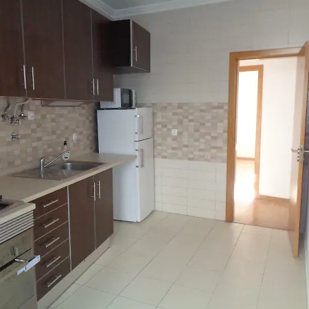 Sunny&spacious Duplex, Besides Graca&alfama 公寓 Lisboa