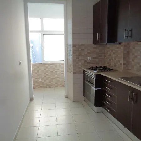 Apartment Sunny&spacious Duplex, Besides Graca&alfama Lisbon