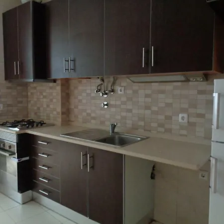 Sunny&spacious Duplex, Besides Graca&alfama Lisboa