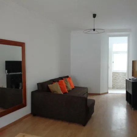 Sunny&spacious Duplex, Besides Graca&alfama