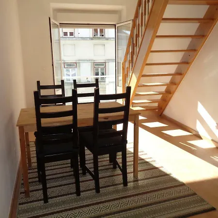 Sunny&spacious Duplex, Besides Graca&alfama * Lisbon